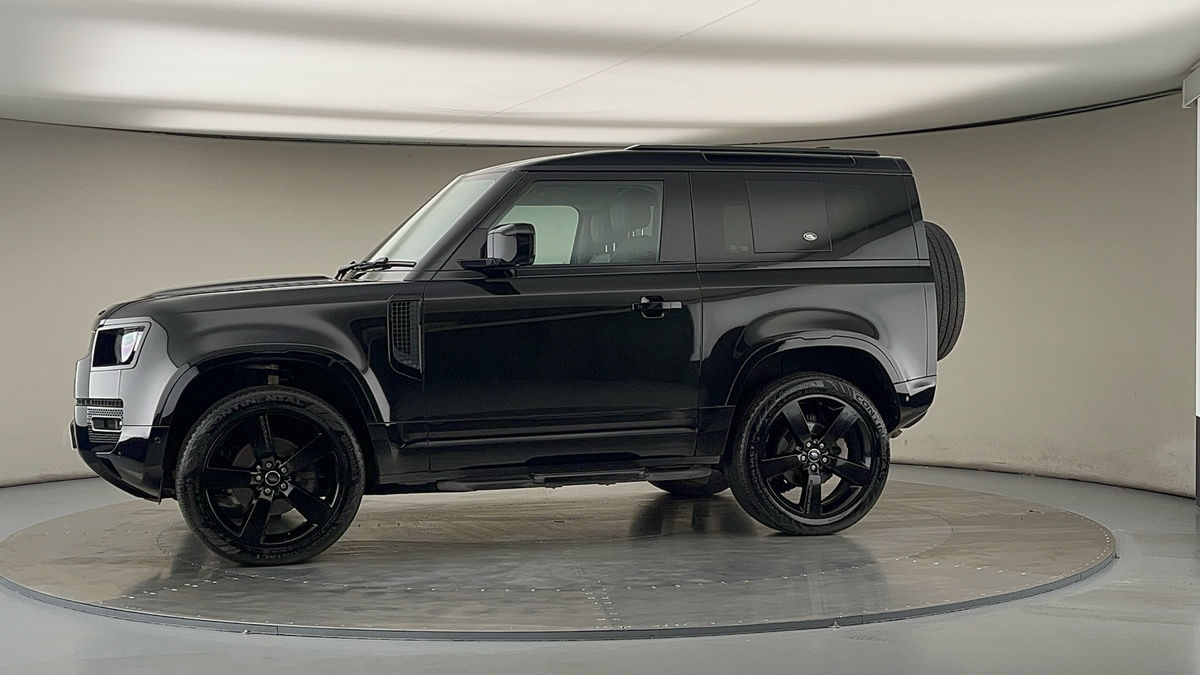 More views of Land Rover Defender 90