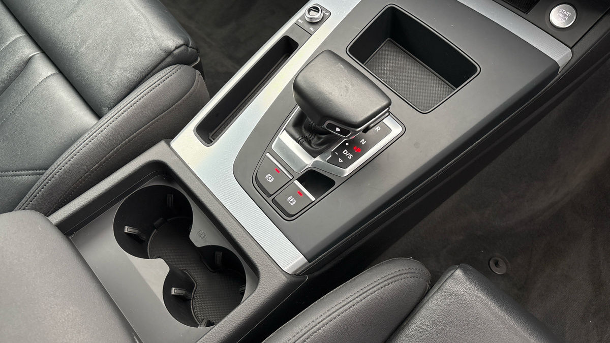 Audi Q5 Image 6