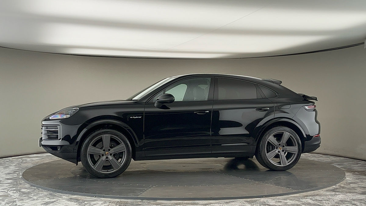 More views of Porsche Cayenne