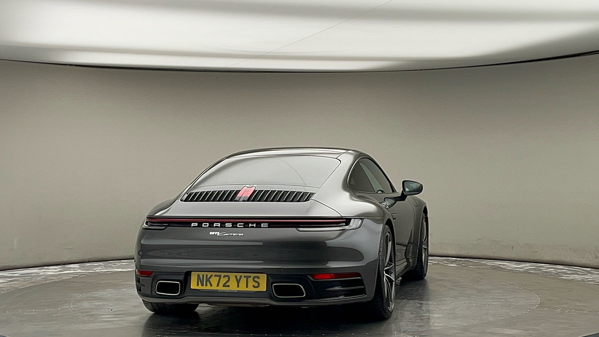 More views of Porsche 911