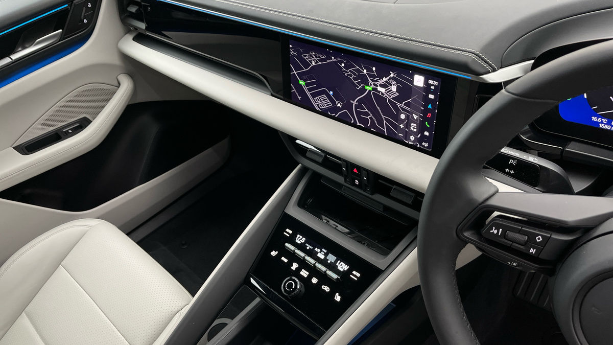 Porsche Macan Image 18
