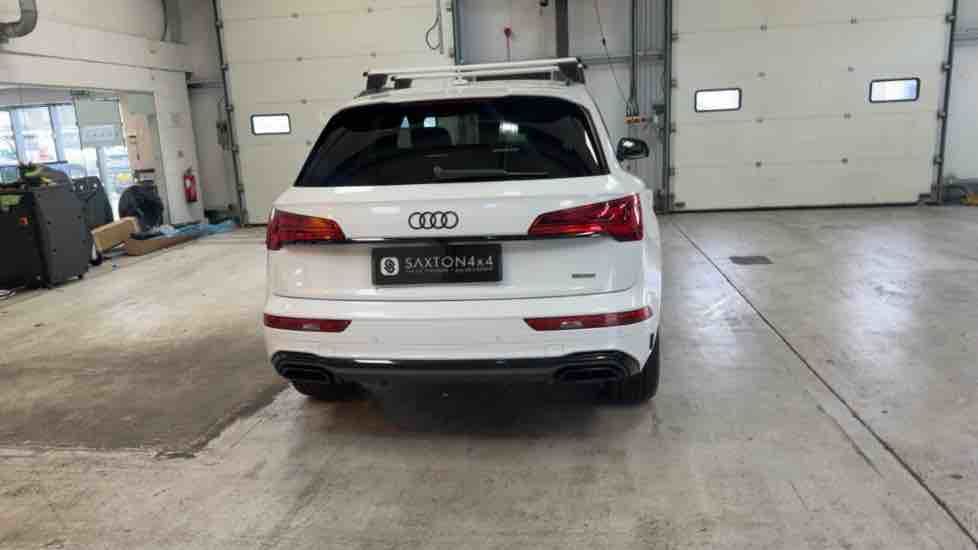 More views of Audi Q5