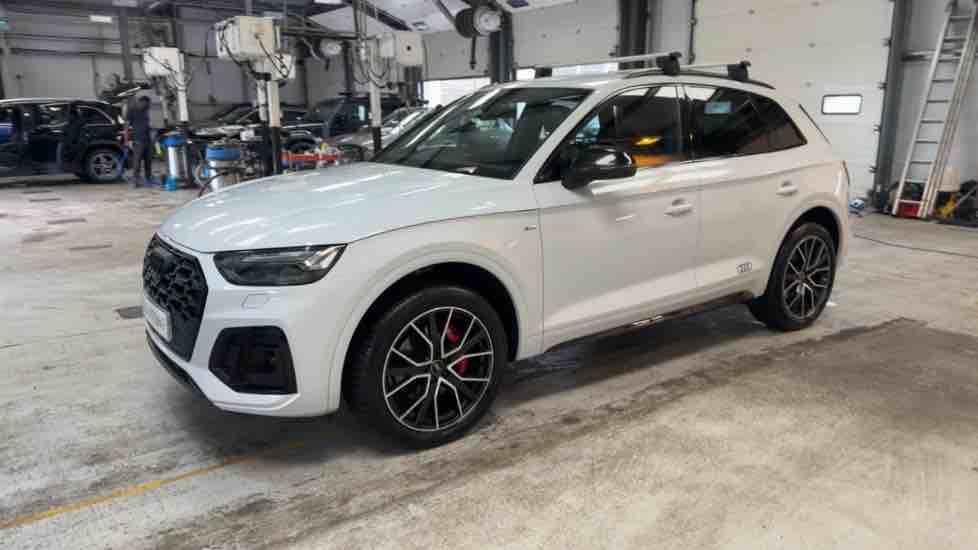 More views of Audi Q5