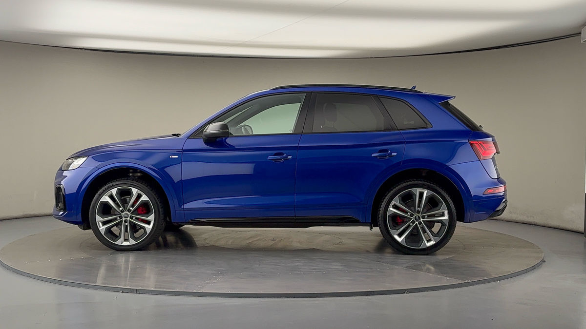 More views of Audi Q5