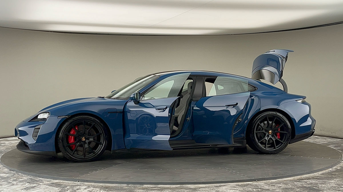 More views of Porsche Taycan