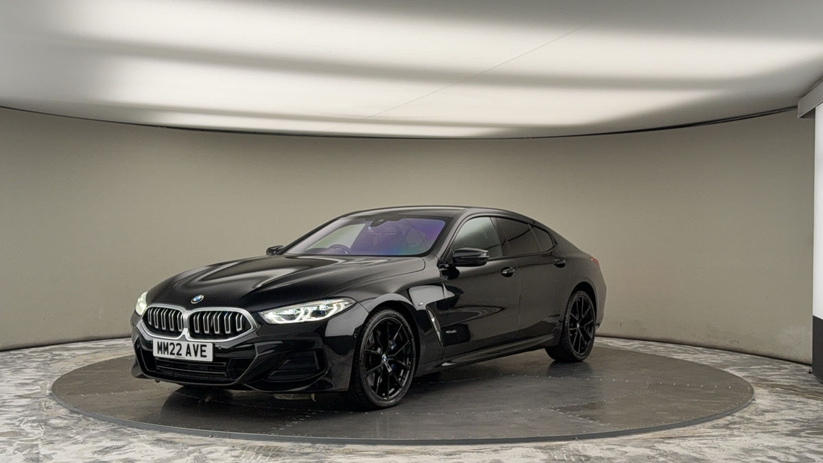 BMW 8 Series Image 20