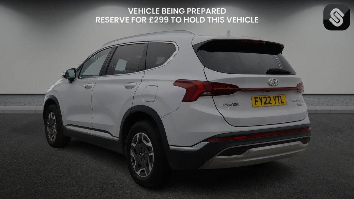 Hyundai Santa Fe Image 3