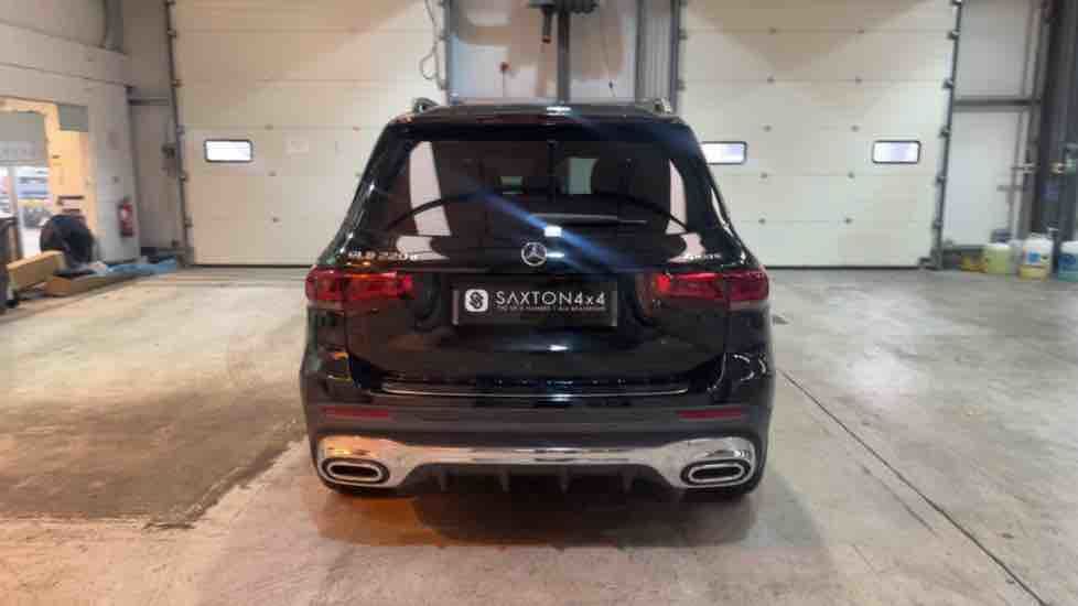 More views of Mercedes-Benz GLB