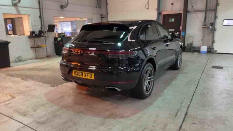More views of Porsche Macan