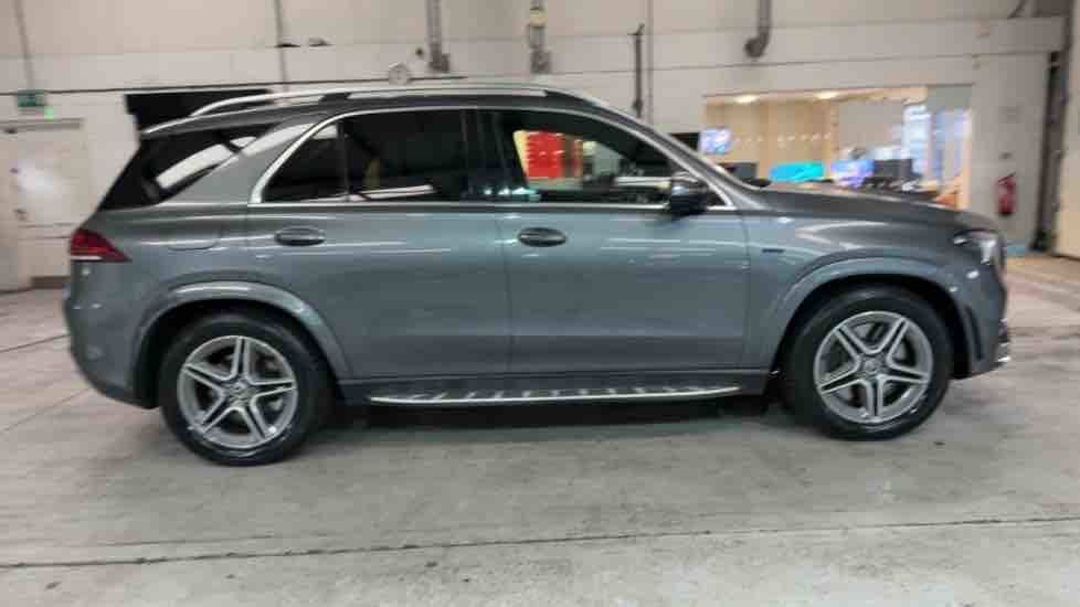 More views of Mercedes-Benz GLE