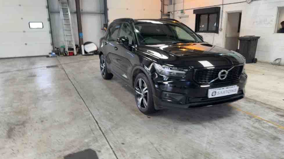 More views of Volvo XC40