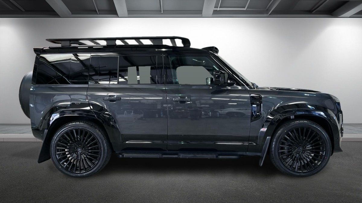 Land Rover Defender 110 Urban Image 29