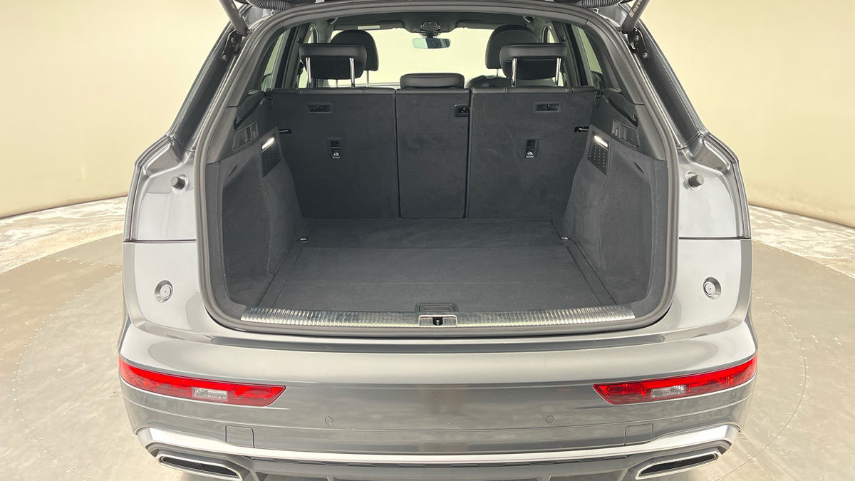 Audi Q5 Image 11