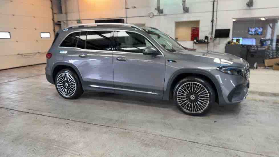 More views of Mercedes-Benz EQB