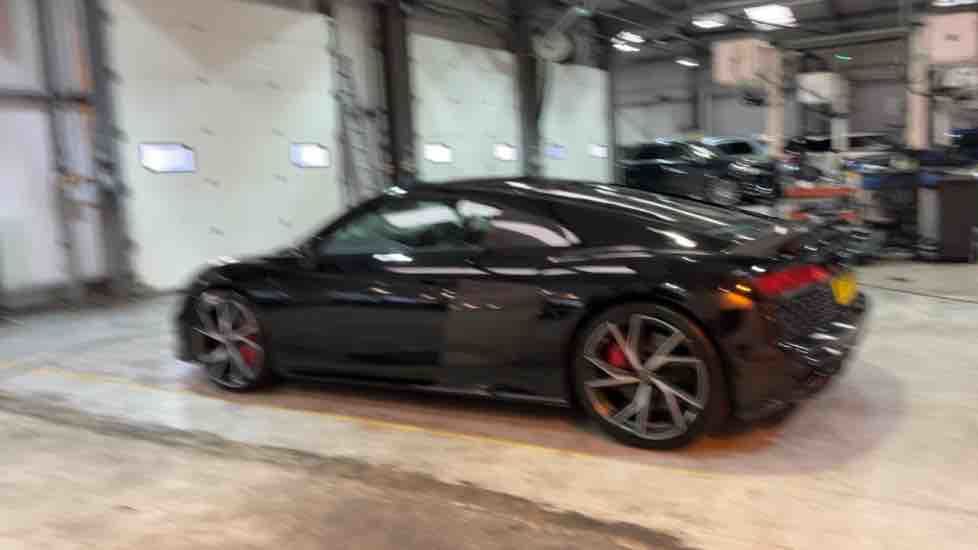 More views of Audi R8