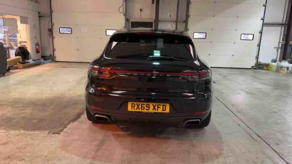 More views of Porsche Macan