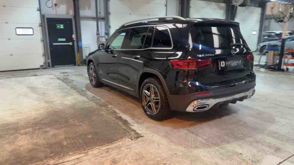 More views of Mercedes-Benz GLB
