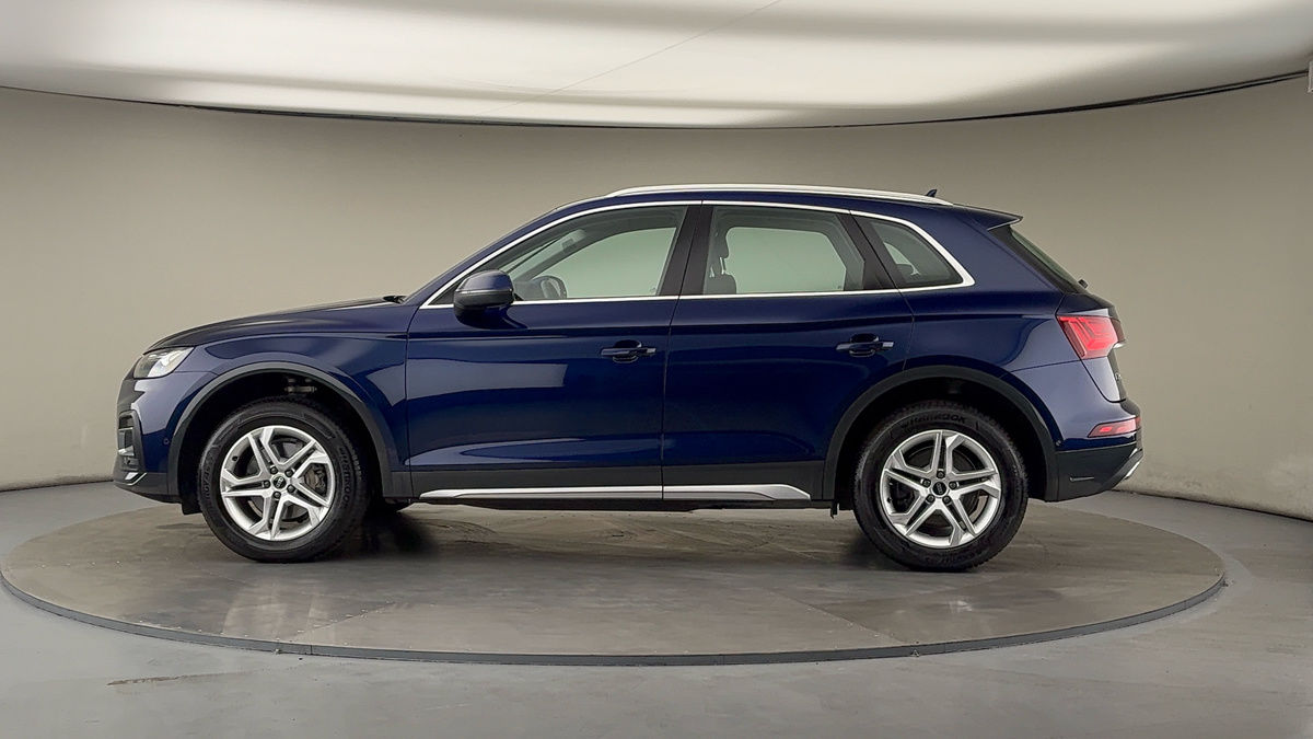 More views of Audi Q5