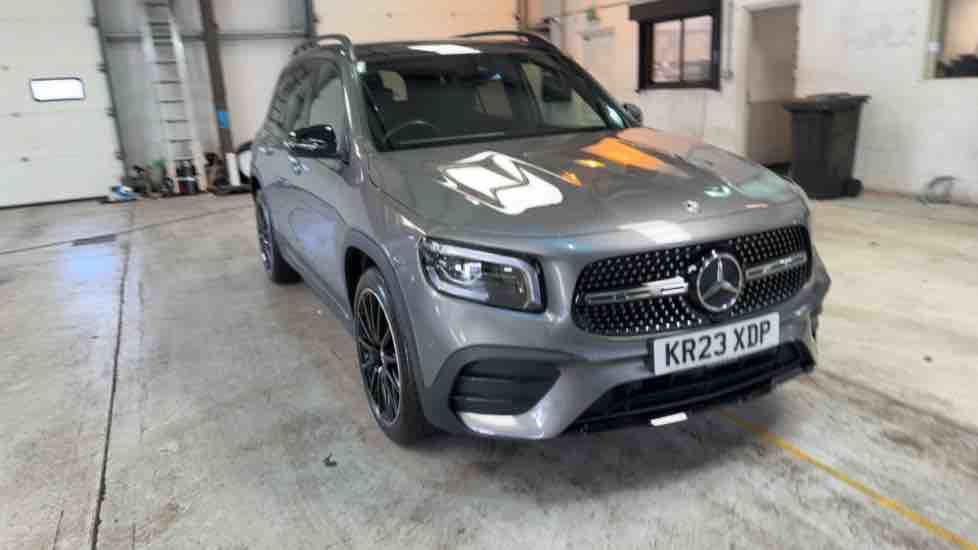 More views of Mercedes-Benz GLB