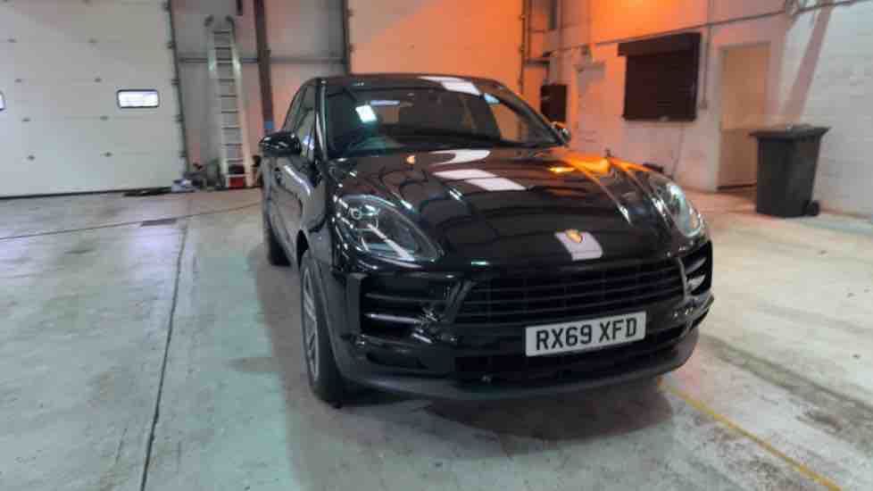 More views of Porsche Macan