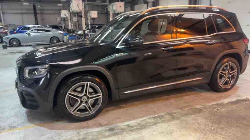 More views of Mercedes-Benz GLB