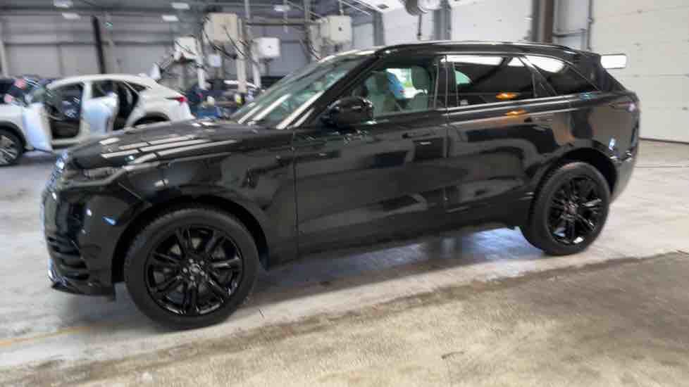 More views of Land Rover Range Rover Velar