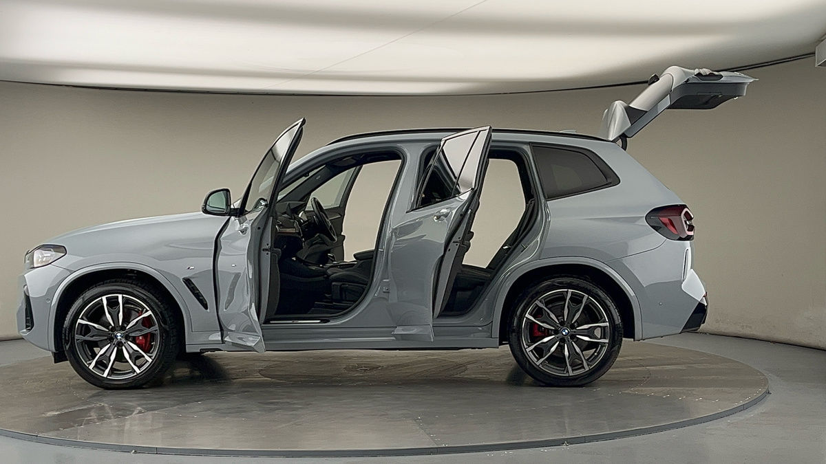 More views of BMW X3