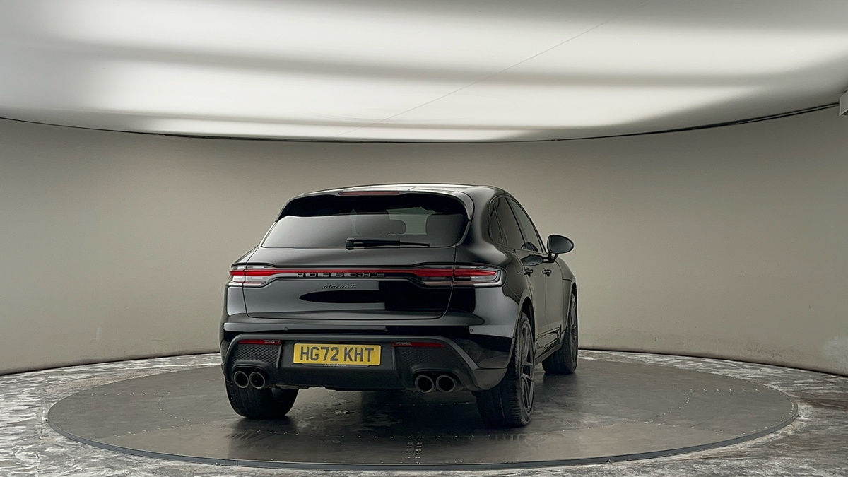 More views of Porsche Macan