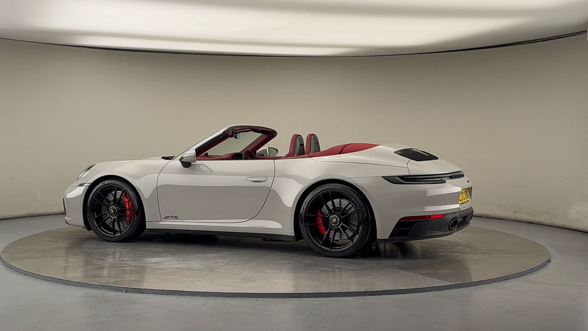 More views of Porsche 911