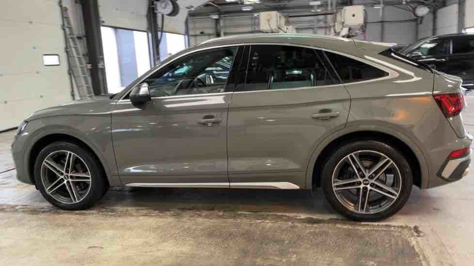 More views of Audi SQ5