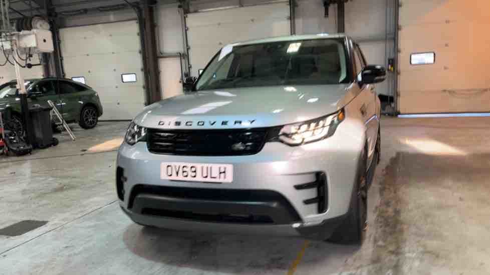 More views of Land Rover Discovery