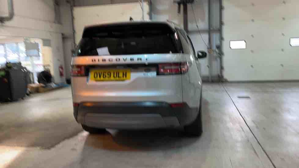 More views of Land Rover Discovery