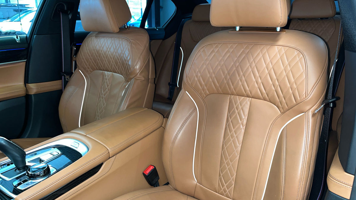 BMW 7 Series Image 7
