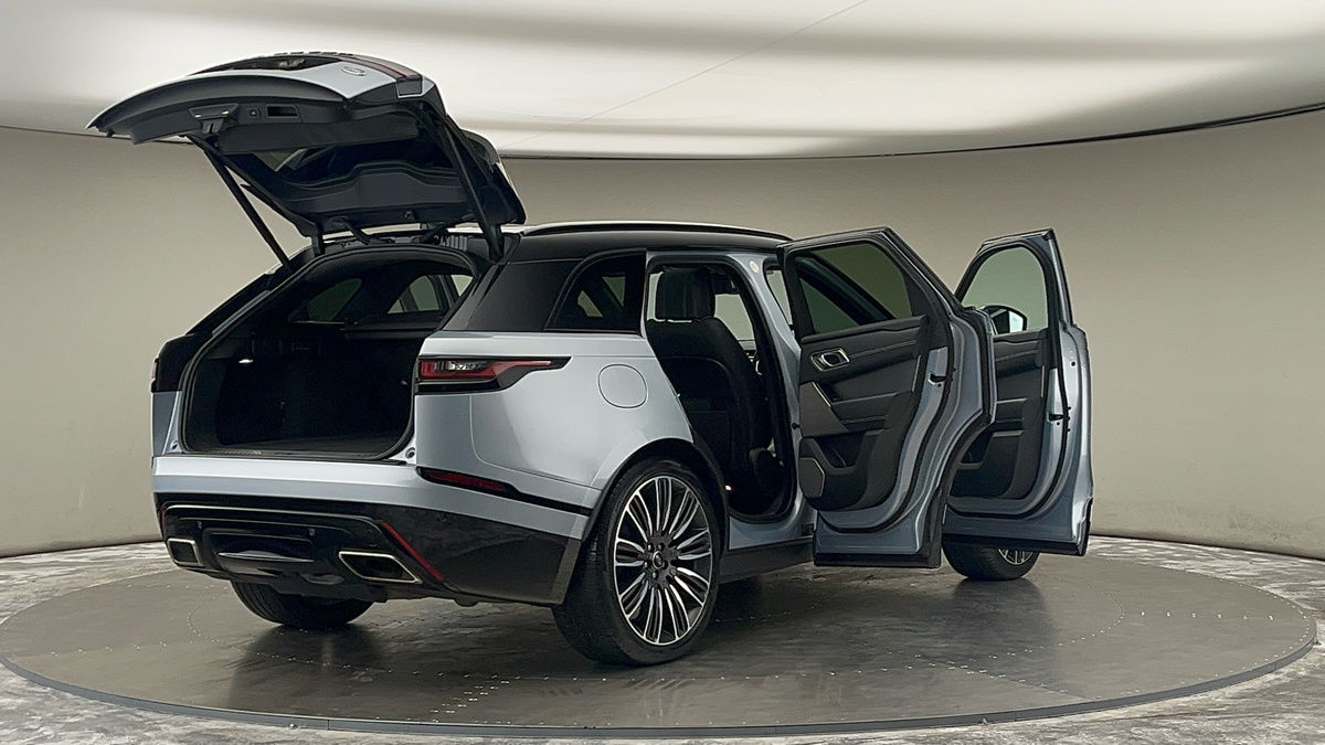 More views of Land Rover Range Rover Velar