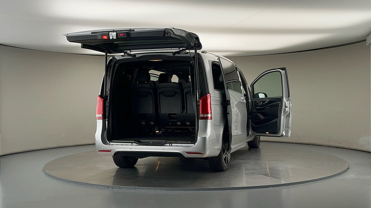 More views of Mercedes-Benz V Class