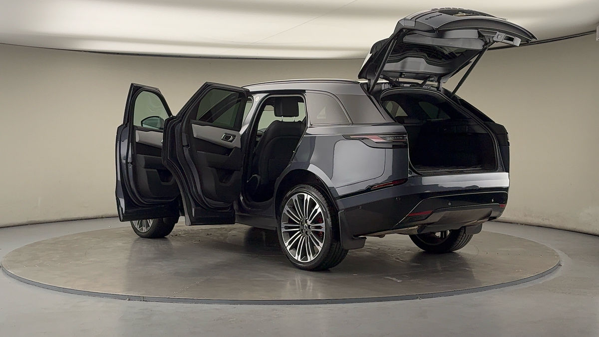 More views of Land Rover Range Rover Velar