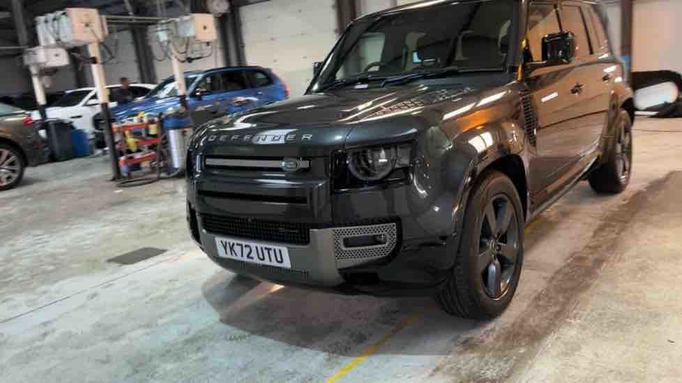 More views of Land Rover Defender 110
