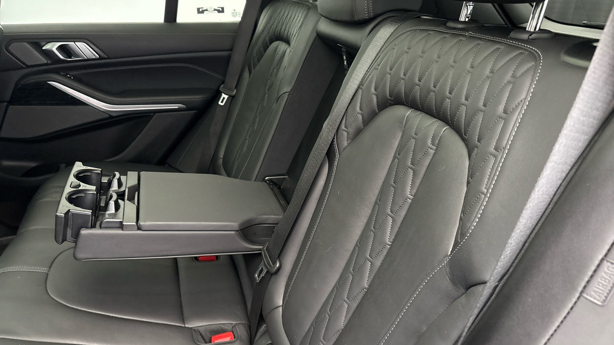 BMW X5 Image 9