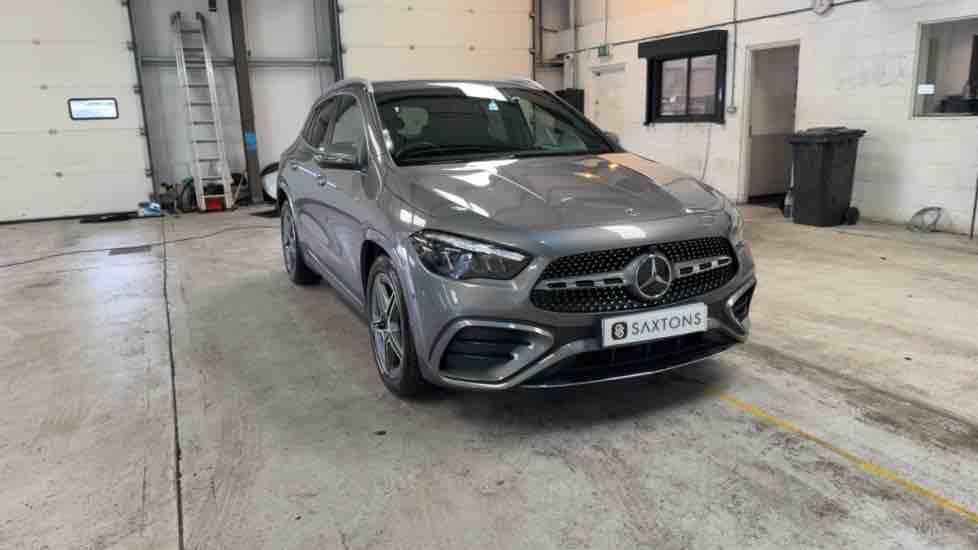 More views of Mercedes-Benz GLA
