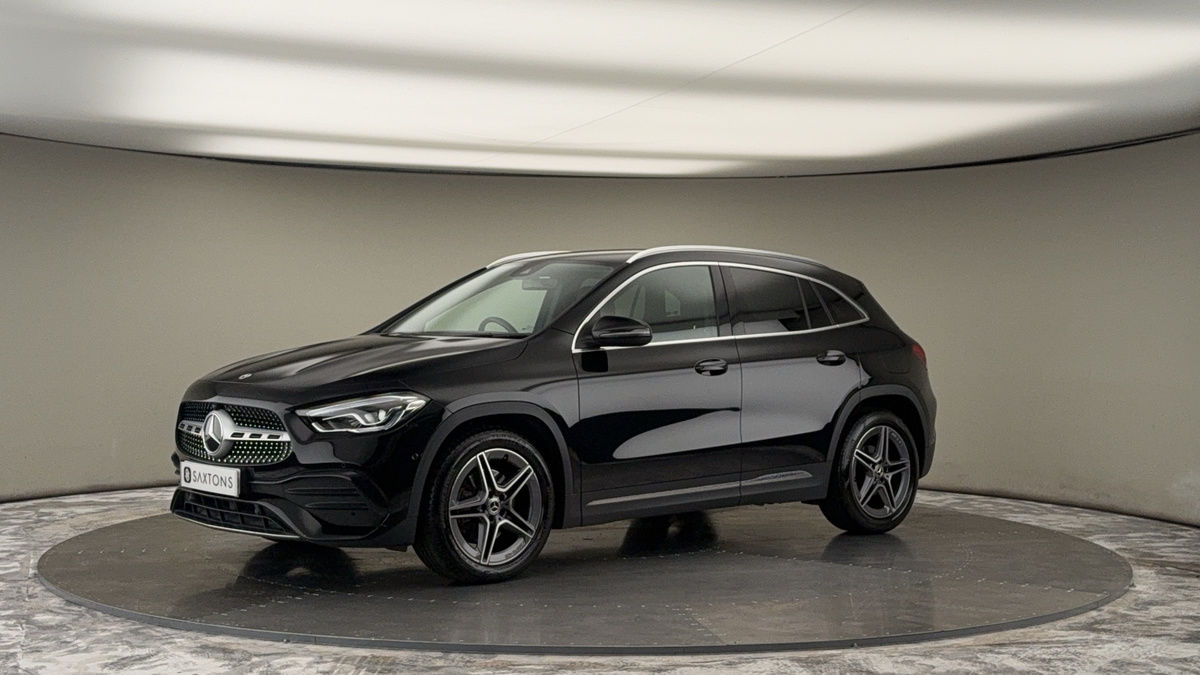 More views of Mercedes-Benz GLA