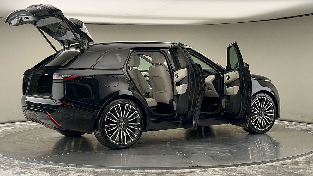 More views of Land Rover Range Rover Velar