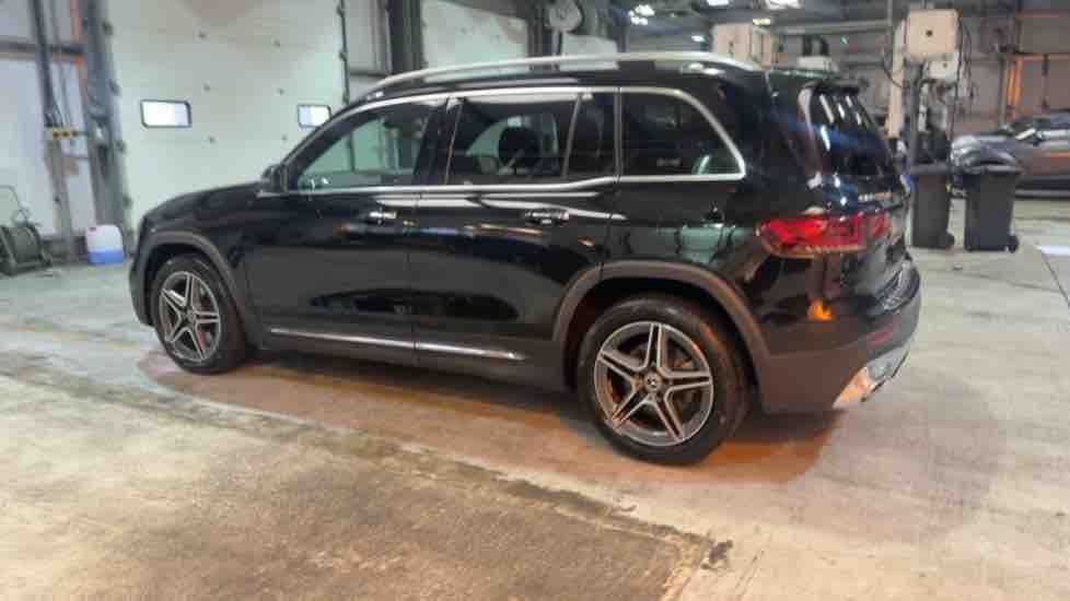 More views of Mercedes-Benz GLB