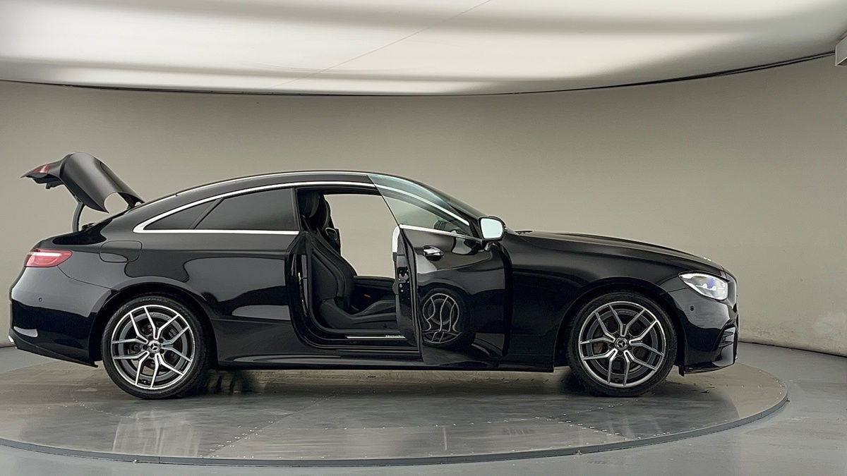 More views of Mercedes-Benz E Class