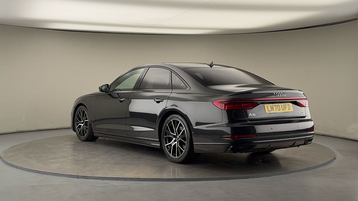 Audi A8 Image 3