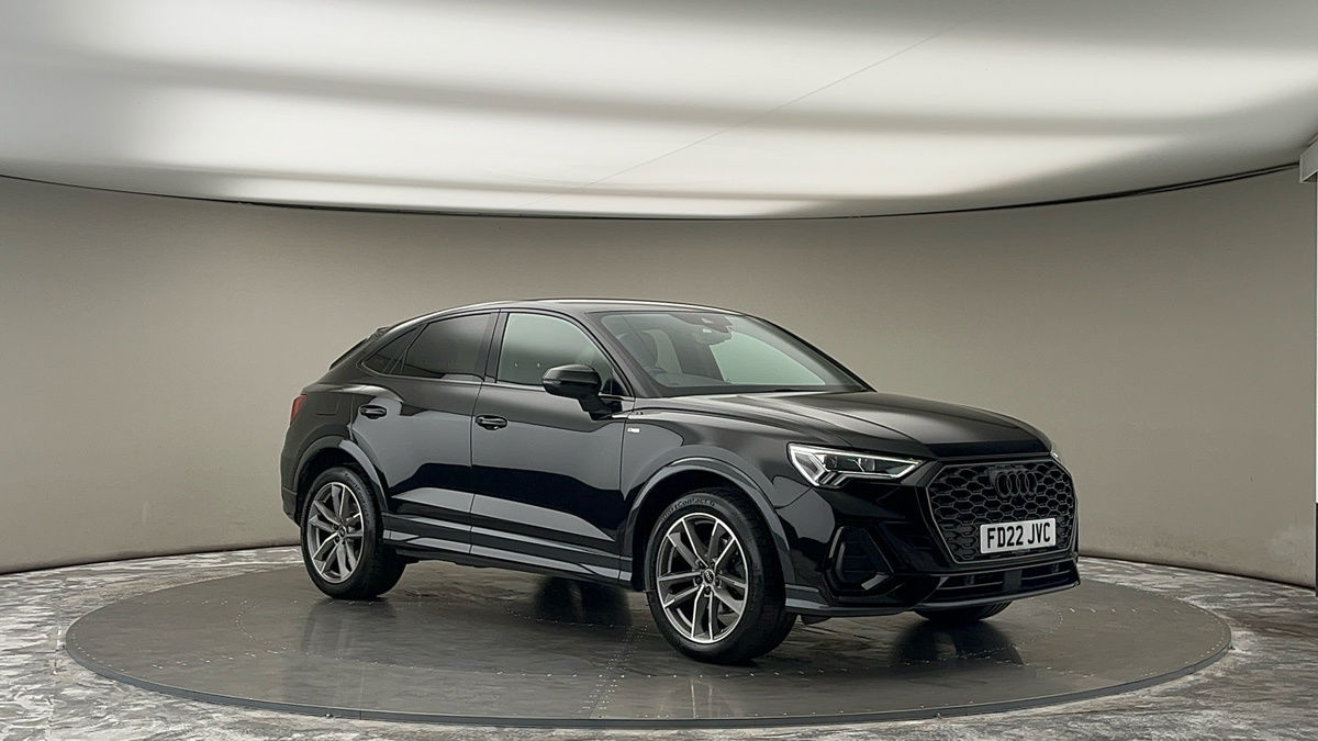 More views of Audi Q3