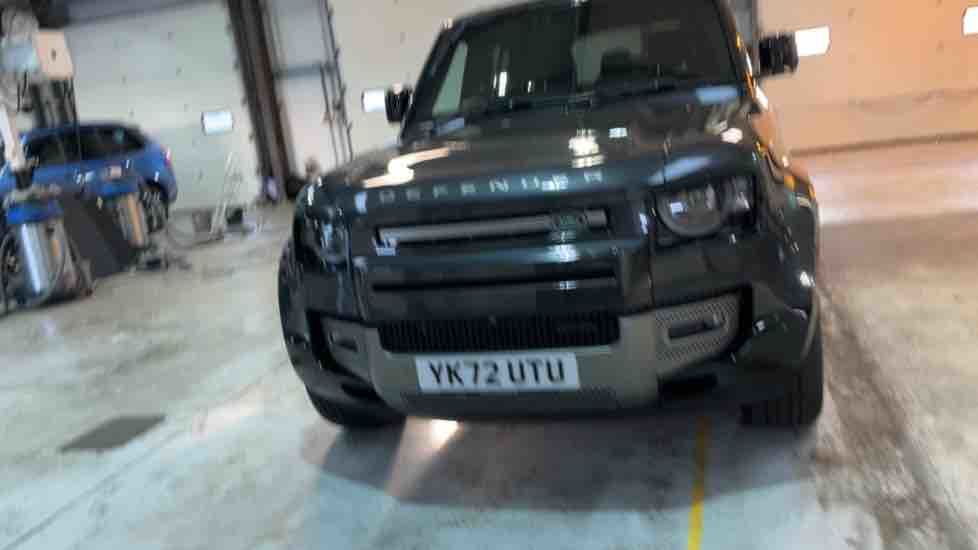 More views of Land Rover Defender 110