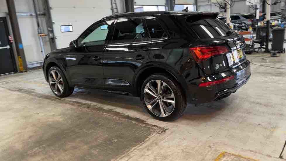 More views of Audi Q5