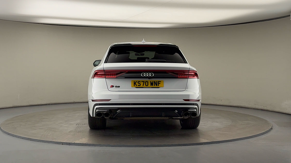 More views of Audi Q8