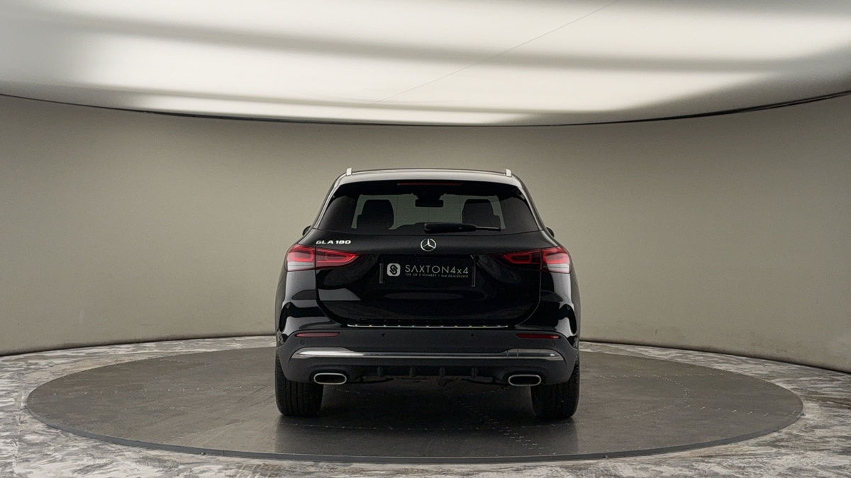 More views of Mercedes-Benz GLA