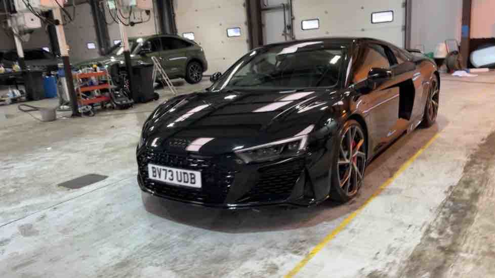 More views of Audi R8